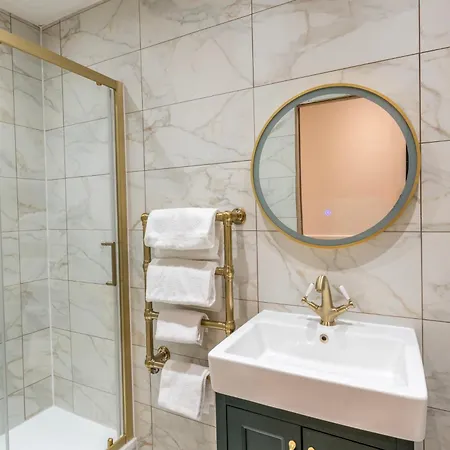 Luxury Chandos Flat By Prescott Apartments Apartment *