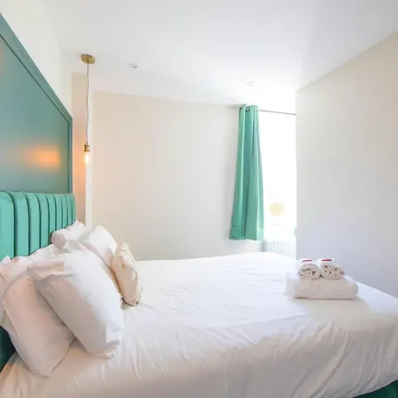 דירה Newly Renovated Chandos Flat By Prescott *