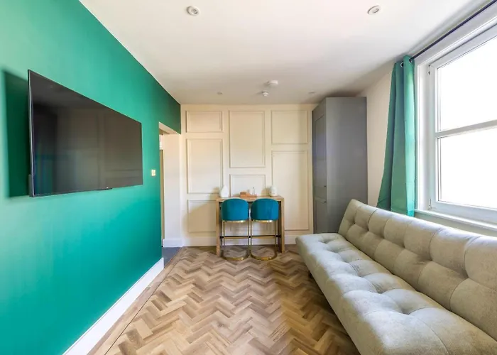 Newly Refurbished Chandos Flat By Prescott * Bristol