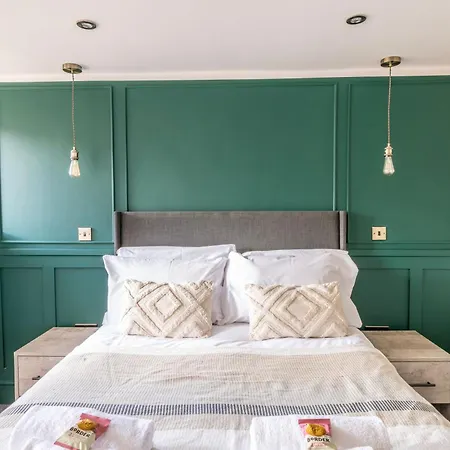 Luxury Victorian By Prescott Bristol