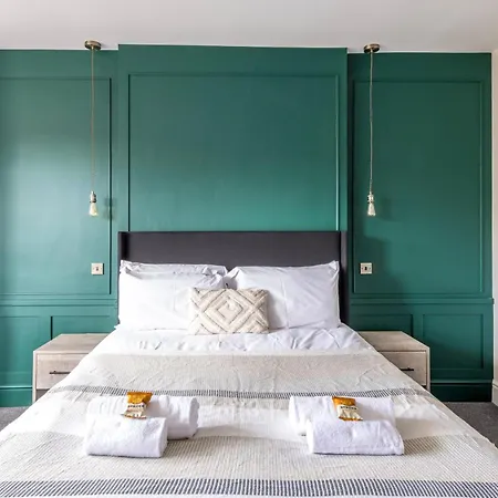 Apartment Luxury Victorian By Prescott Bristol